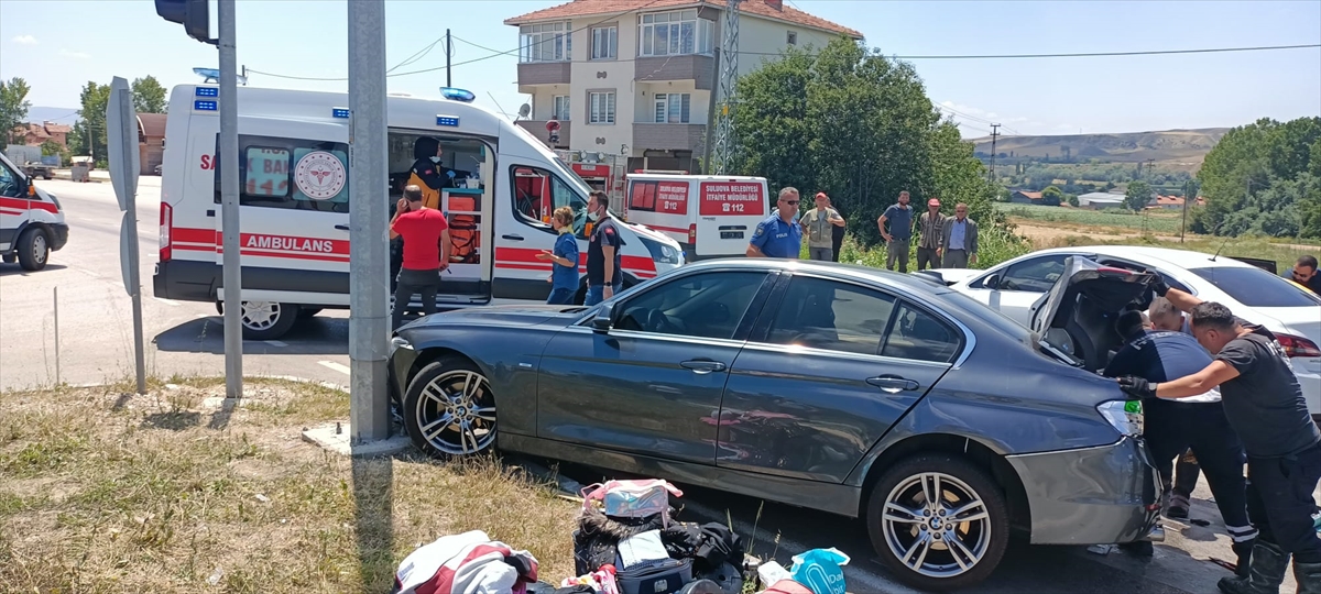 Amasya'da Trafik Kazası! 6 Yaralı