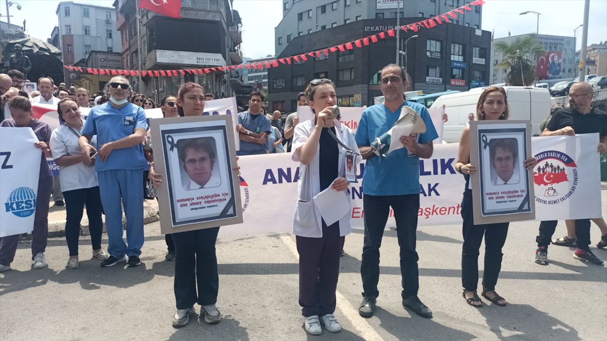 Sakarya ve Zonguldak'ta doktorlardan meslektaşları Karakaya'nın öldürülmesine tepki