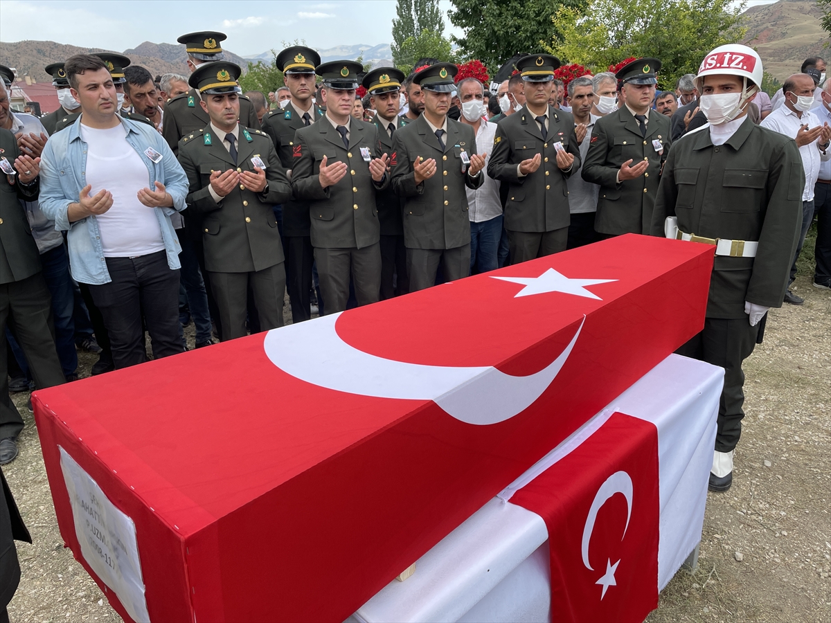 Şehit Piyade Uzman Çavuş Selahattin Taşkın, Son yolculuğuna uğurlandı!