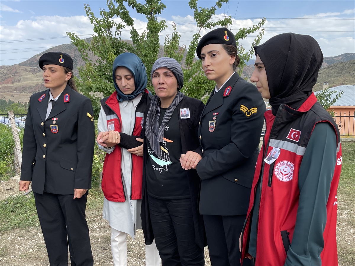 Şehit Piyade Uzman Çavuş Selahattin Taşkın, Son yolculuğuna uğurlandı!