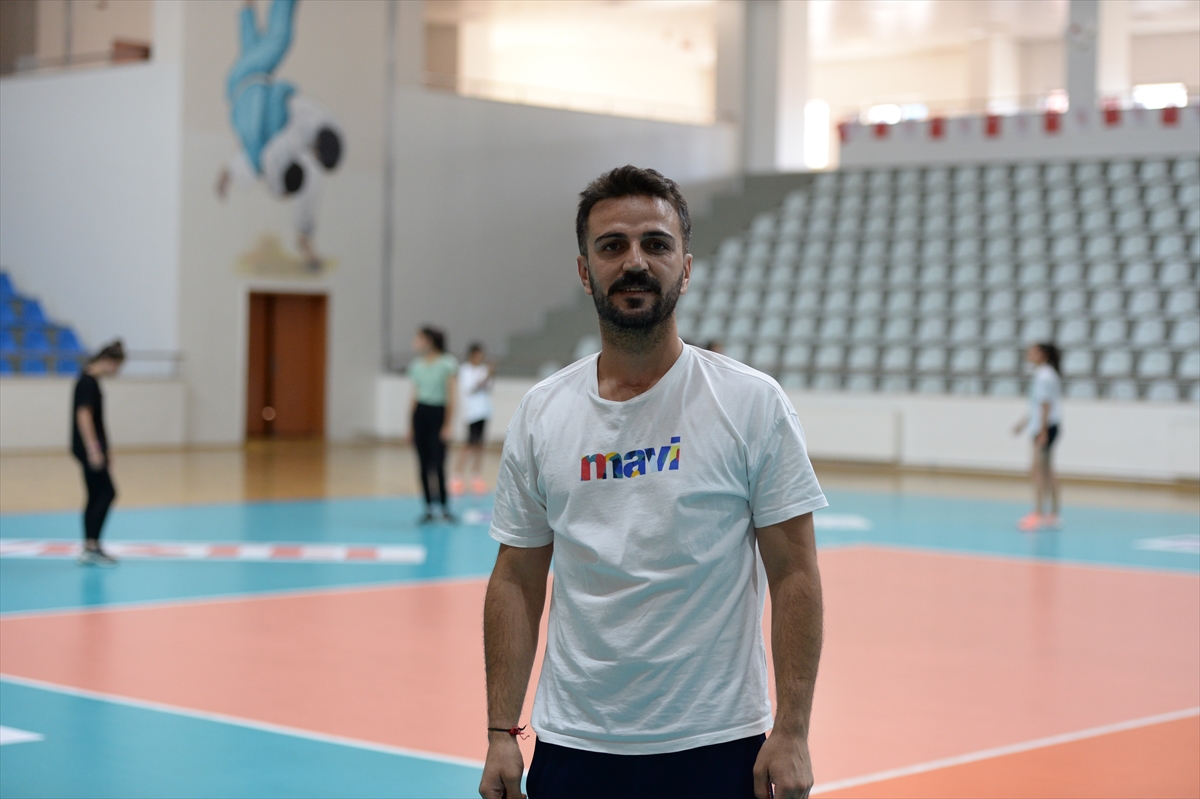 Bingöllü Kız Sporcuların Hedefi Hentbolda Ay-Yıldızlı Forma