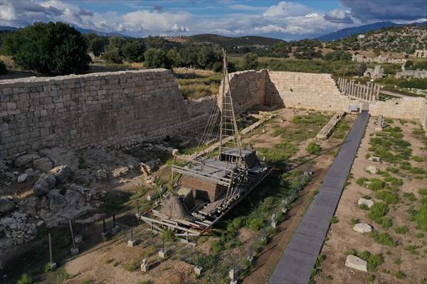 Patara Antik Kenti'nin Ziyaretçi Sayısı Artıyor