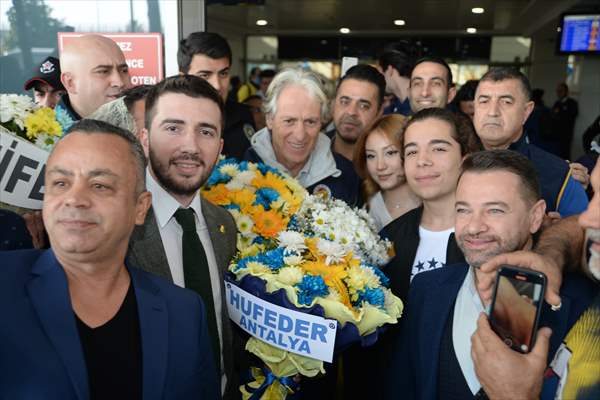 Fenerbahçe Futbol Takımı, Kamp İçin Antalya'ya Geldi