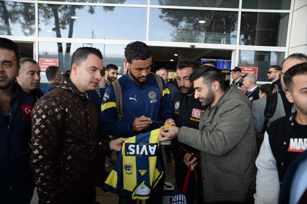 Fenerbahçe Futbol Takımı, Kamp İçin Antalya'ya Geldi