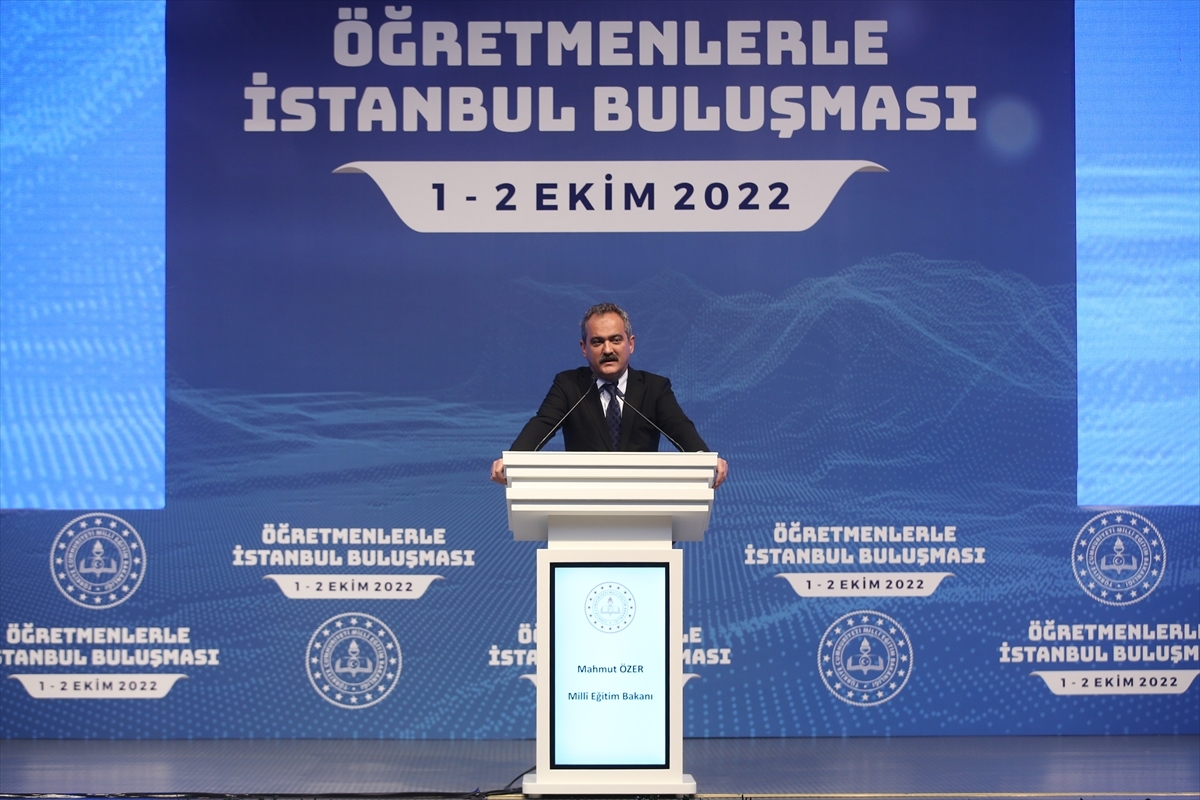 Milli Eğitim Bakanı Özer, Öğretmenlerle İstanbul Buluşması Semineri'nde Konuştu